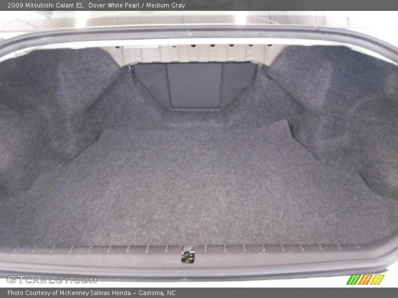 Dover White Pearl / Medium Gray 2009 Mitsubishi Galant ES