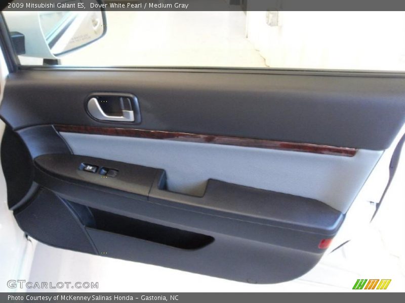 Dover White Pearl / Medium Gray 2009 Mitsubishi Galant ES