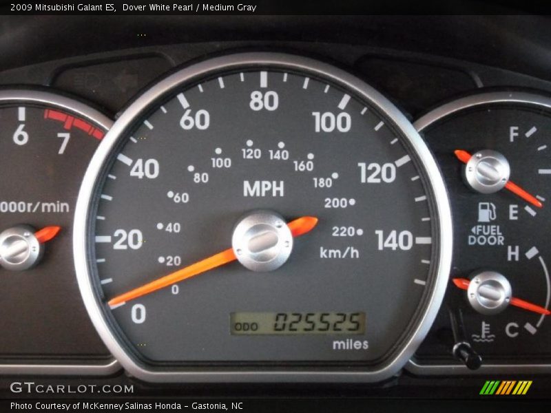 Dover White Pearl / Medium Gray 2009 Mitsubishi Galant ES