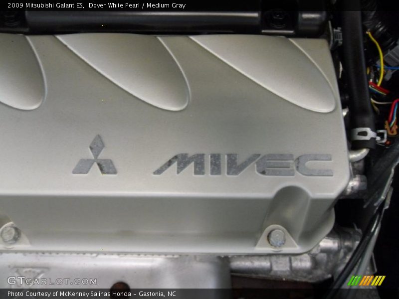 Dover White Pearl / Medium Gray 2009 Mitsubishi Galant ES