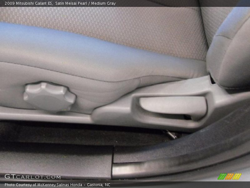 Satin Meisai Pearl / Medium Gray 2009 Mitsubishi Galant ES