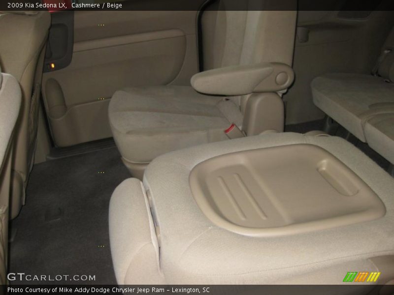 Cashmere / Beige 2009 Kia Sedona LX