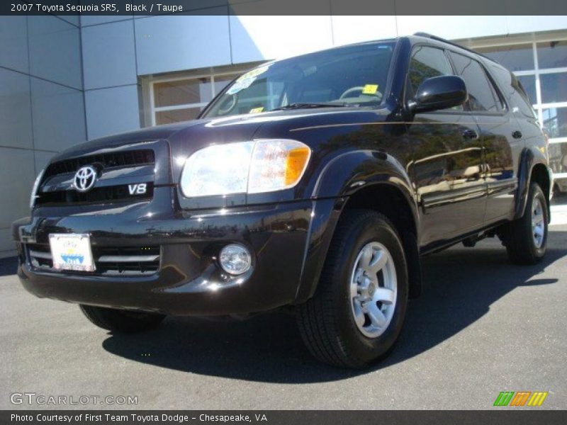 Black / Taupe 2007 Toyota Sequoia SR5