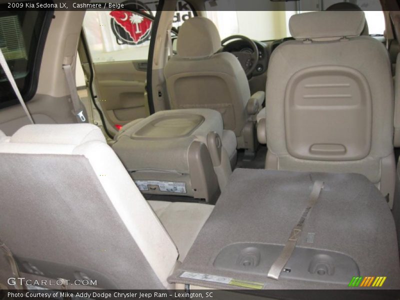 Cashmere / Beige 2009 Kia Sedona LX