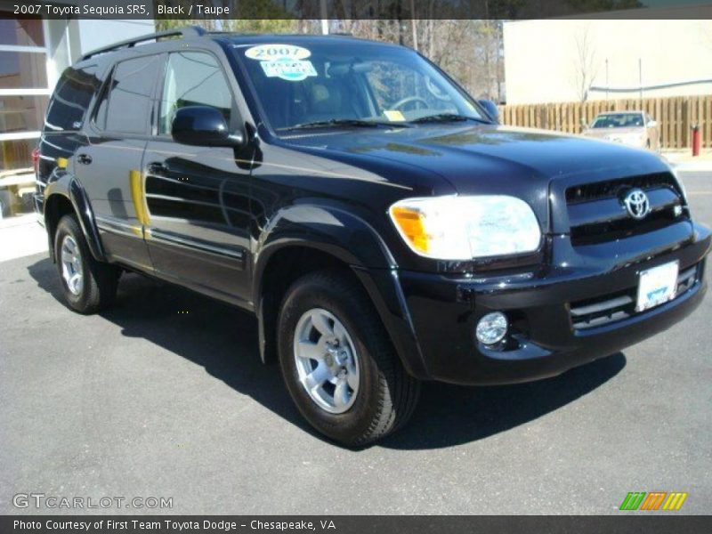 Black / Taupe 2007 Toyota Sequoia SR5