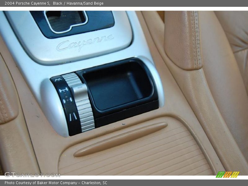 Black / Havanna/Sand Beige 2004 Porsche Cayenne S