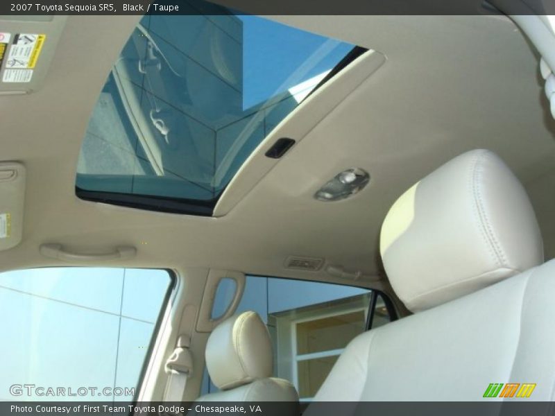 Black / Taupe 2007 Toyota Sequoia SR5