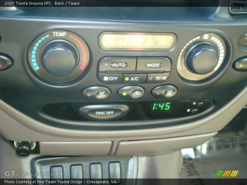 Black / Taupe 2007 Toyota Sequoia SR5