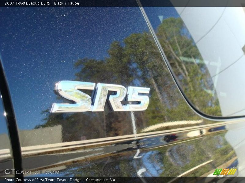 Black / Taupe 2007 Toyota Sequoia SR5