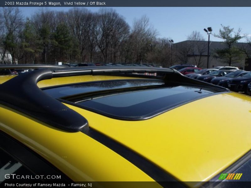 Vivid Yellow / Off Black 2003 Mazda Protege 5 Wagon