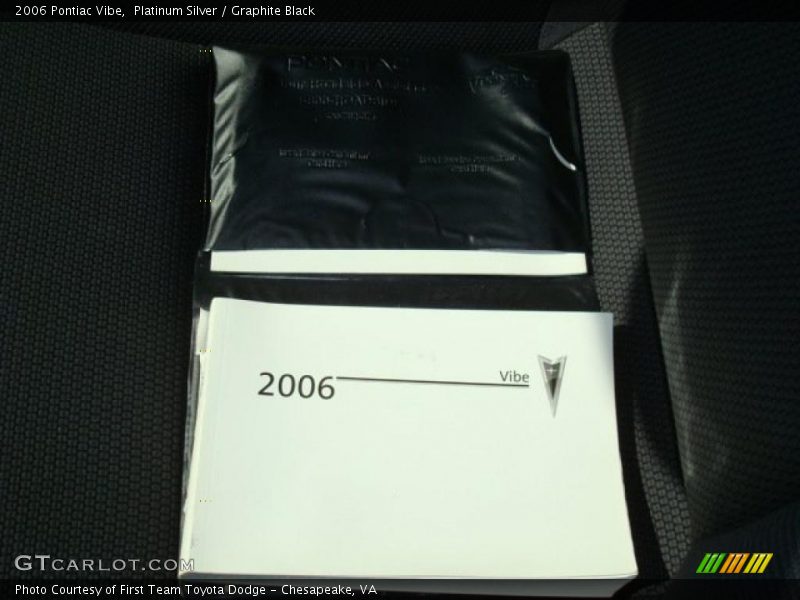 Platinum Silver / Graphite Black 2006 Pontiac Vibe