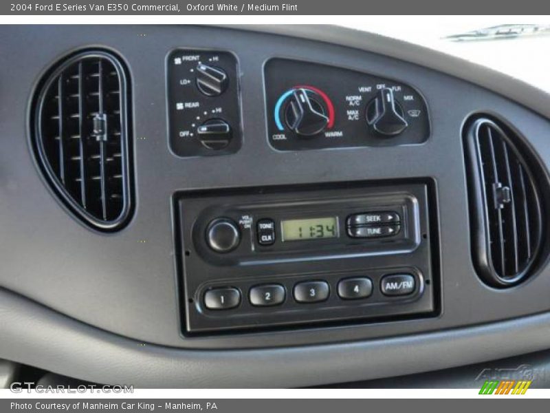Oxford White / Medium Flint 2004 Ford E Series Van E350 Commercial