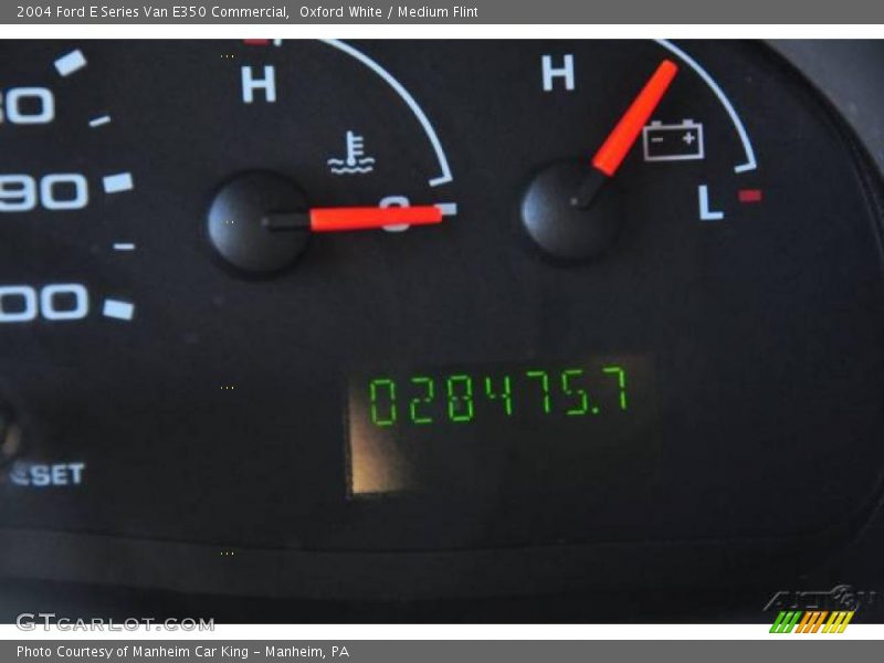 Oxford White / Medium Flint 2004 Ford E Series Van E350 Commercial