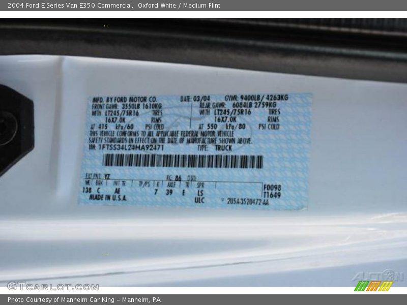 Oxford White / Medium Flint 2004 Ford E Series Van E350 Commercial