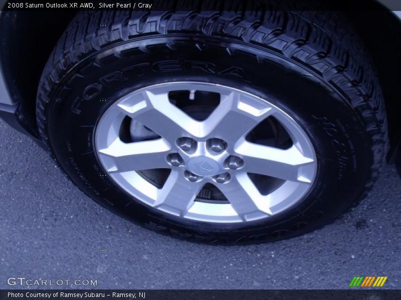 Silver Pearl / Gray 2008 Saturn Outlook XR AWD