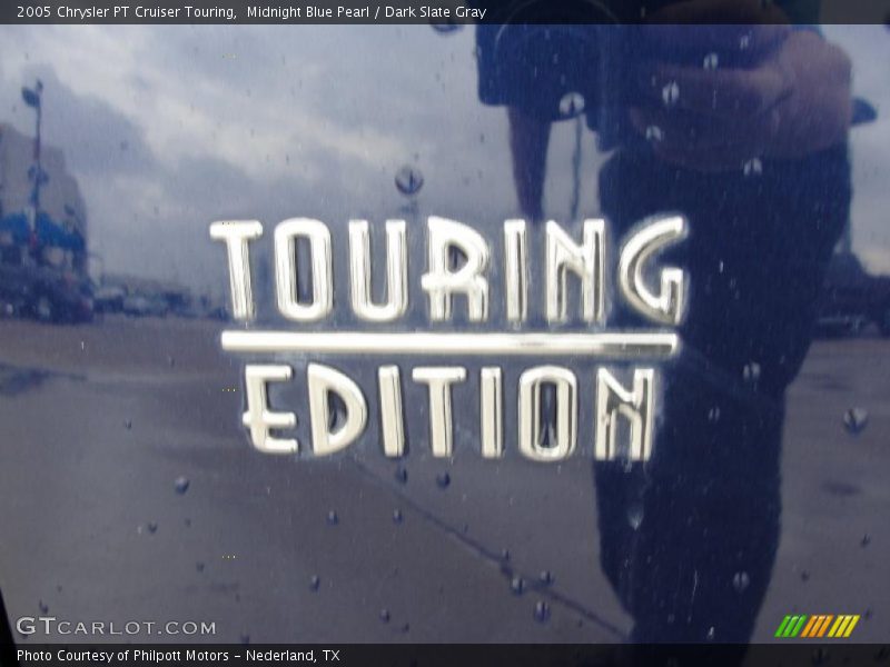 Midnight Blue Pearl / Dark Slate Gray 2005 Chrysler PT Cruiser Touring