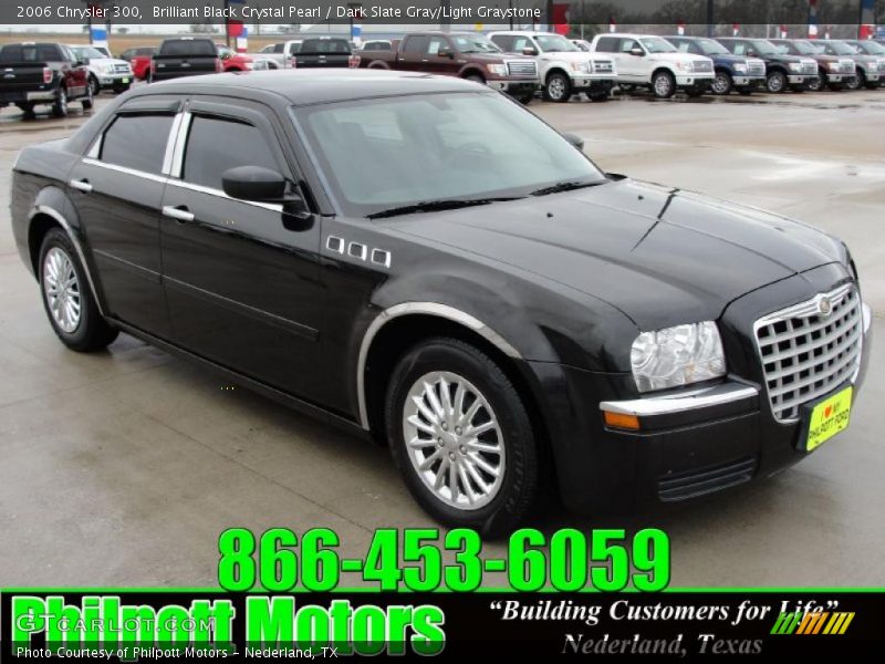 Brilliant Black Crystal Pearl / Dark Slate Gray/Light Graystone 2006 Chrysler 300