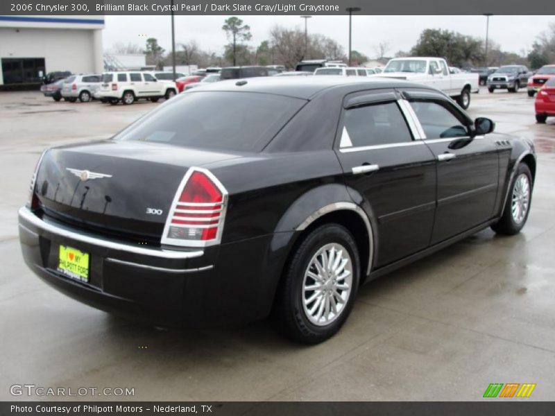 Brilliant Black Crystal Pearl / Dark Slate Gray/Light Graystone 2006 Chrysler 300