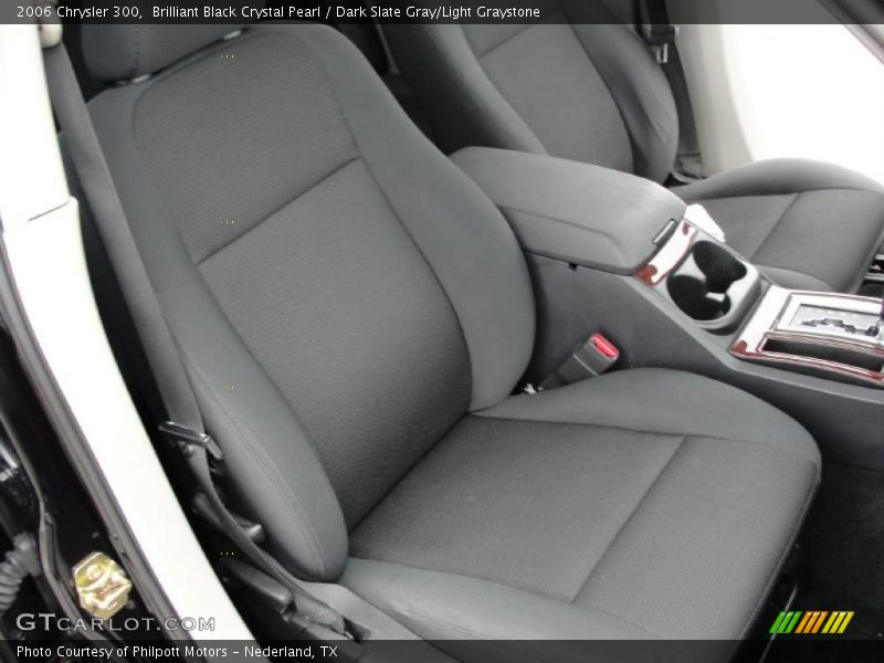 Brilliant Black Crystal Pearl / Dark Slate Gray/Light Graystone 2006 Chrysler 300