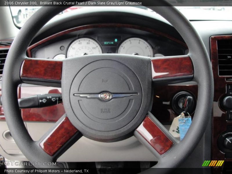 Brilliant Black Crystal Pearl / Dark Slate Gray/Light Graystone 2006 Chrysler 300
