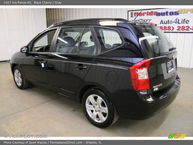 Black Cherry / Gray 2007 Kia Rondo EX