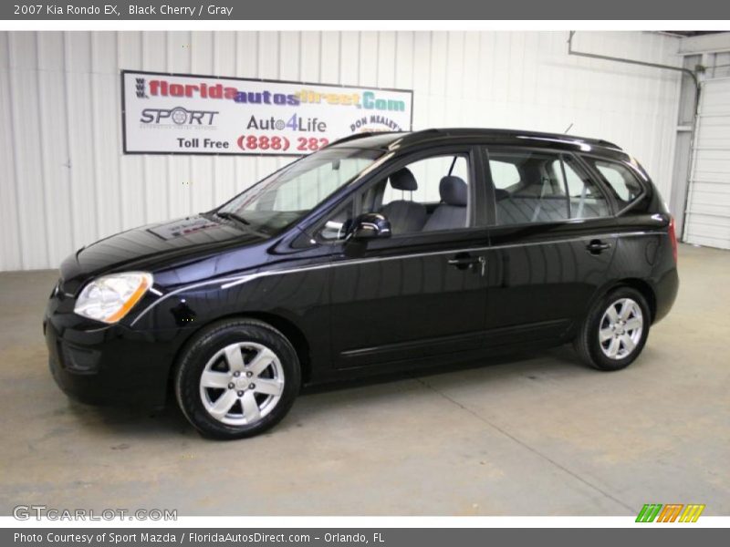 Black Cherry / Gray 2007 Kia Rondo EX