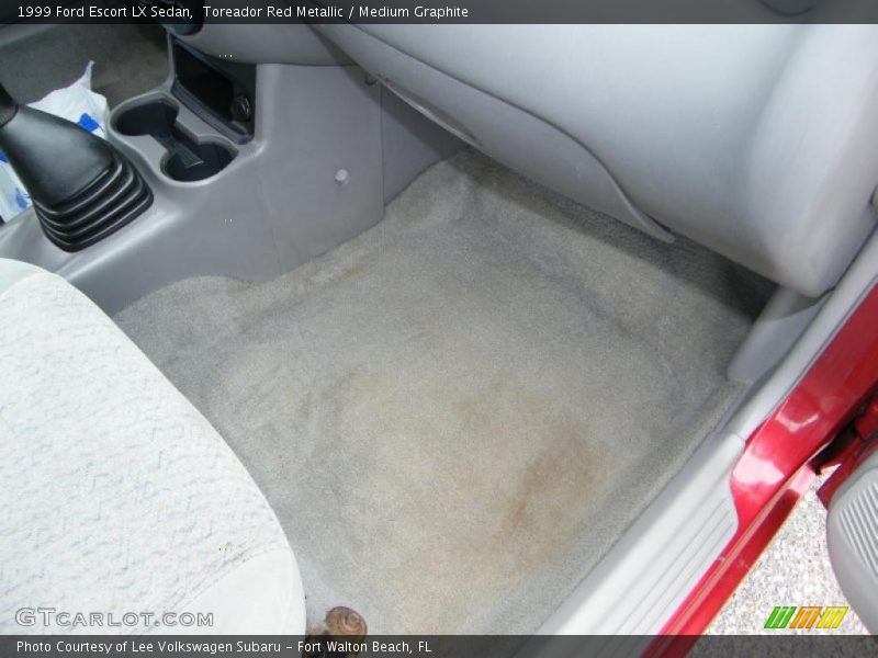 Toreador Red Metallic / Medium Graphite 1999 Ford Escort LX Sedan