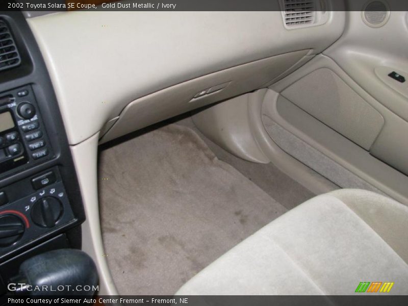 Gold Dust Metallic / Ivory 2002 Toyota Solara SE Coupe
