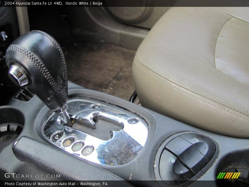 Nordic White / Beige 2004 Hyundai Santa Fe LX 4WD