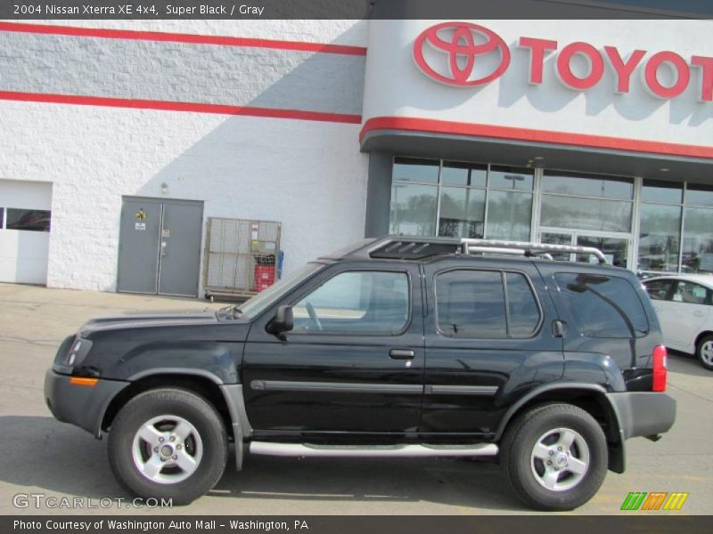 Super Black / Gray 2004 Nissan Xterra XE 4x4