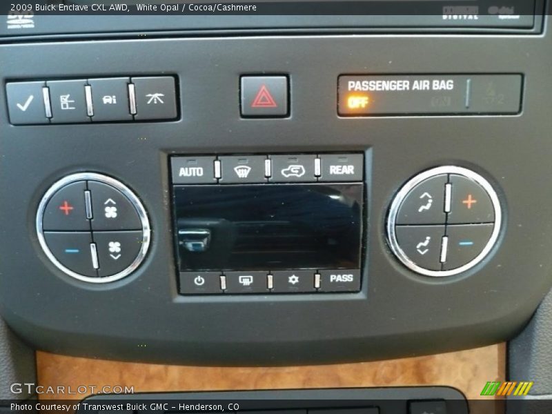 White Opal / Cocoa/Cashmere 2009 Buick Enclave CXL AWD