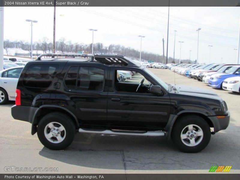 Super Black / Gray 2004 Nissan Xterra XE 4x4