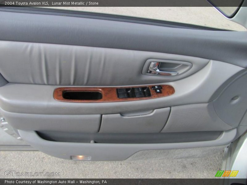 Lunar Mist Metallic / Stone 2004 Toyota Avalon XLS
