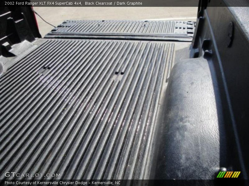 Black Clearcoat / Dark Graphite 2002 Ford Ranger XLT FX4 SuperCab 4x4