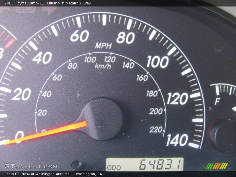 Lunar Mist Metallic / Gray 2005 Toyota Camry LE