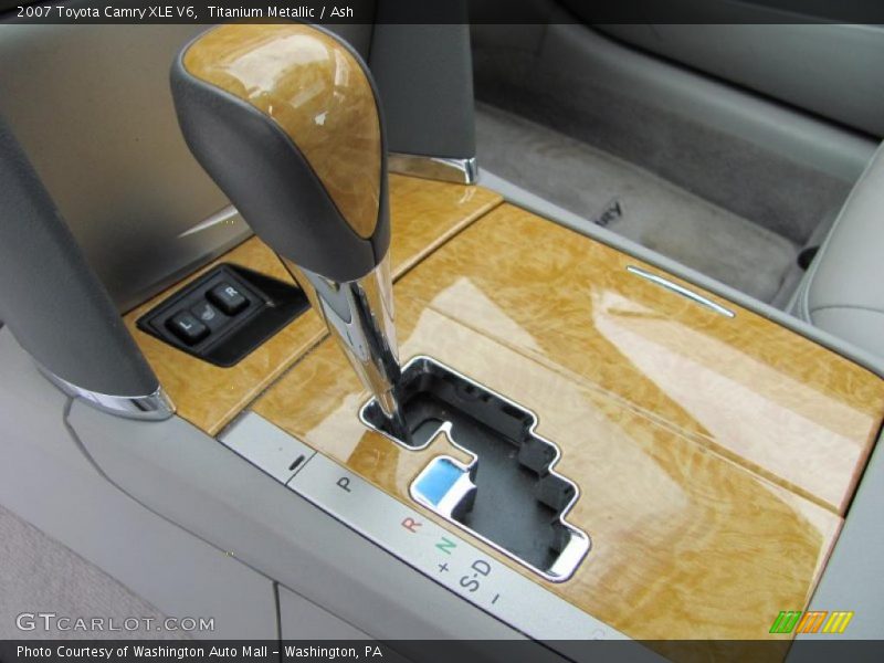 Titanium Metallic / Ash 2007 Toyota Camry XLE V6