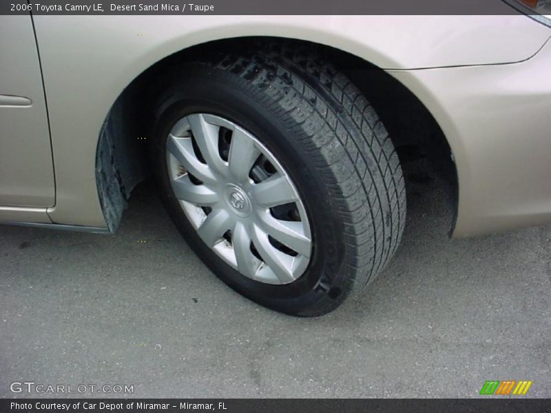 Desert Sand Mica / Taupe 2006 Toyota Camry LE