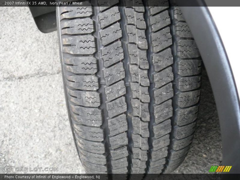 Ivory Pearl / Wheat 2007 Infiniti FX 35 AWD