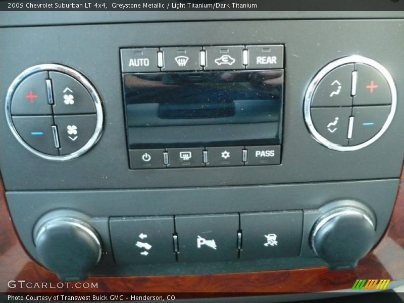 Greystone Metallic / Light Titanium/Dark Titanium 2009 Chevrolet Suburban LT 4x4