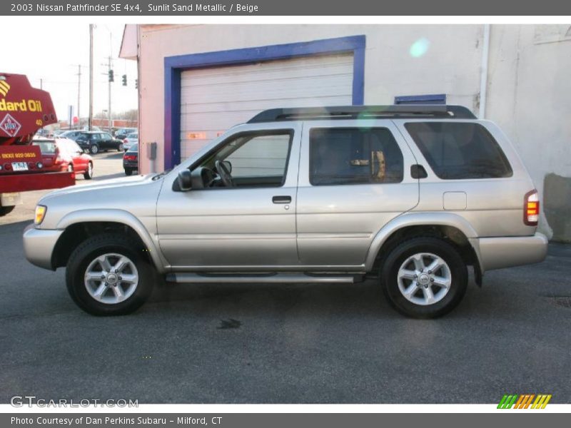 Sunlit Sand Metallic / Beige 2003 Nissan Pathfinder SE 4x4