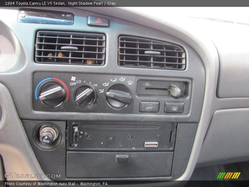 Night Shadow Pearl / Gray 1994 Toyota Camry LE V6 Sedan