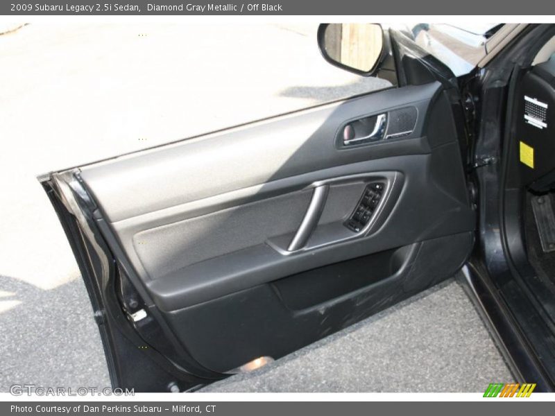 Diamond Gray Metallic / Off Black 2009 Subaru Legacy 2.5i Sedan