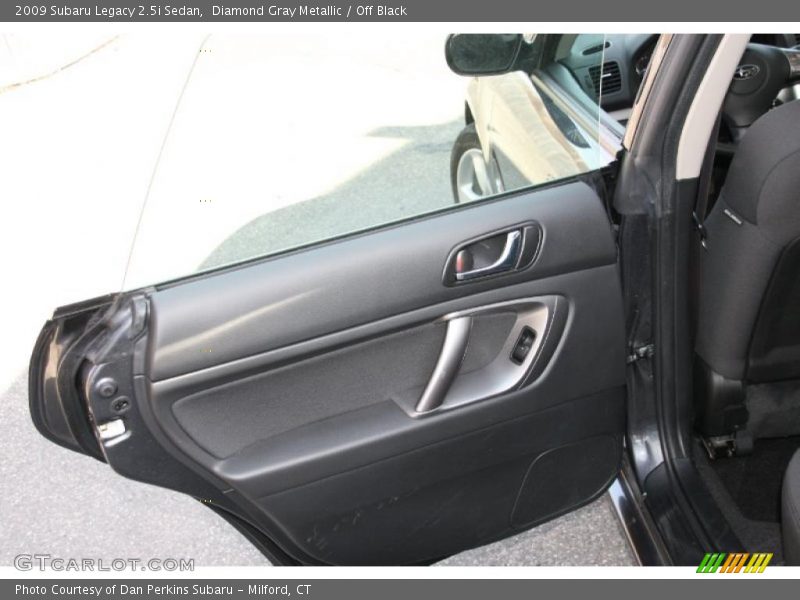 Diamond Gray Metallic / Off Black 2009 Subaru Legacy 2.5i Sedan