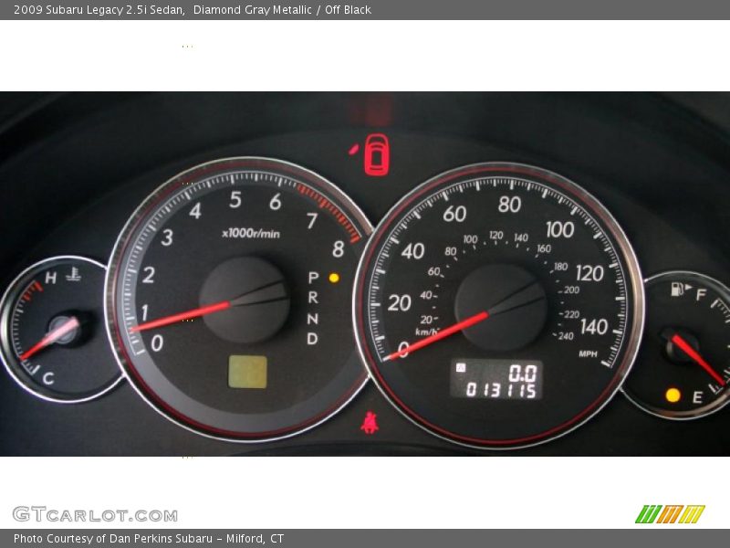 Diamond Gray Metallic / Off Black 2009 Subaru Legacy 2.5i Sedan