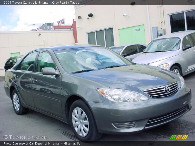 Phantom Gray Pearl / Taupe 2005 Toyota Camry LE