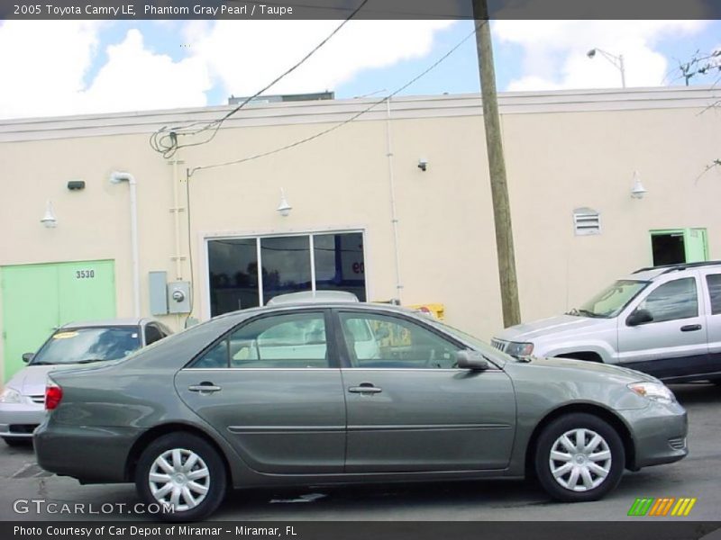 Phantom Gray Pearl / Taupe 2005 Toyota Camry LE