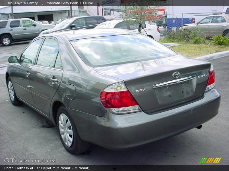 Phantom Gray Pearl / Taupe 2005 Toyota Camry LE