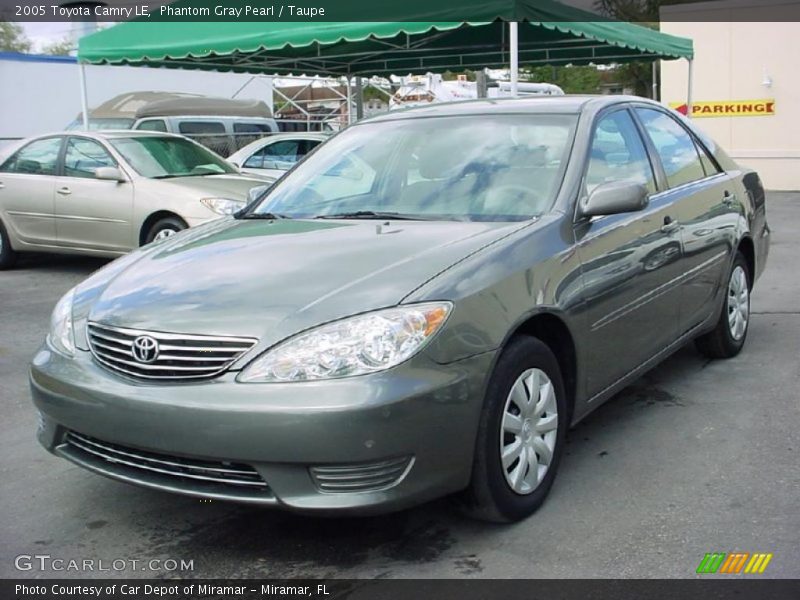 Phantom Gray Pearl / Taupe 2005 Toyota Camry LE