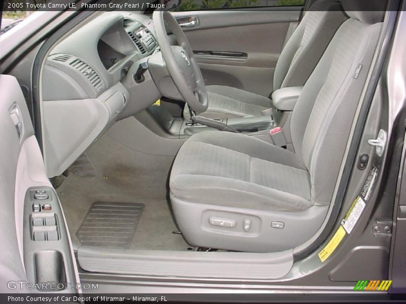 Phantom Gray Pearl / Taupe 2005 Toyota Camry LE