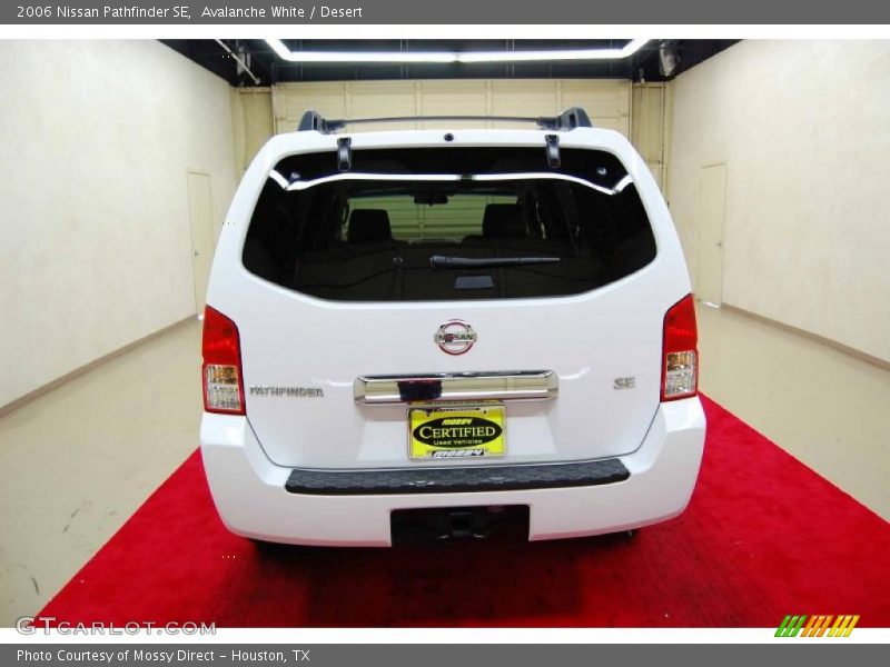 Avalanche White / Desert 2006 Nissan Pathfinder SE